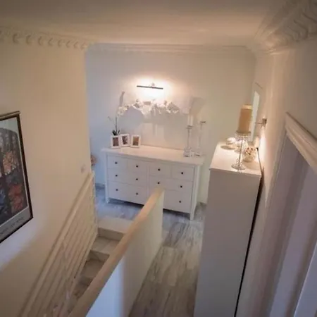 Prázdninový dům 023 Enchanting 4 Bed Traditional Townhouse In Costa